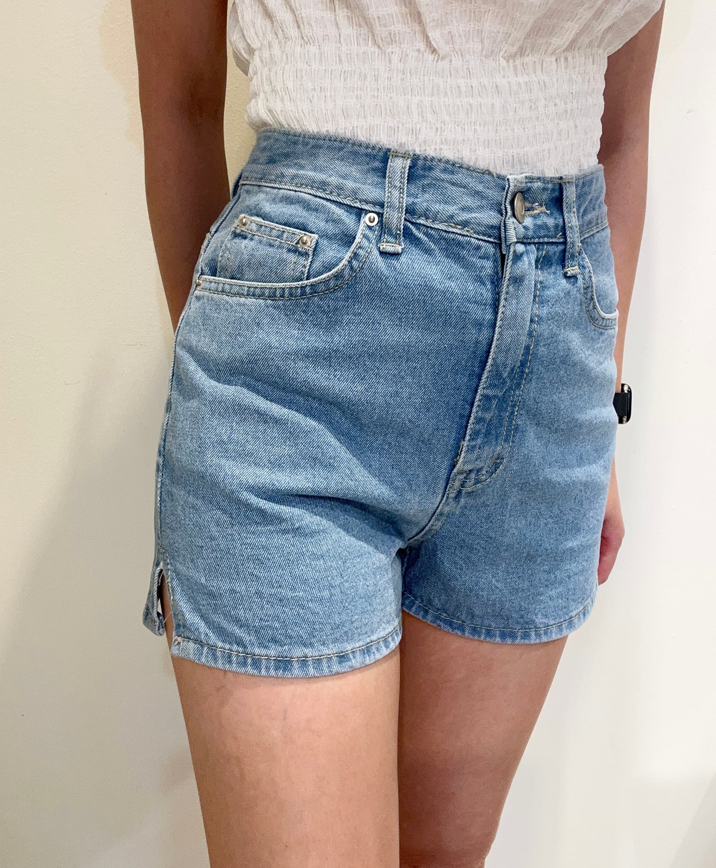 [장마바지/휴가룩] 퓨어 데일리 3부 데님 숏팬츠 여성 청반바지