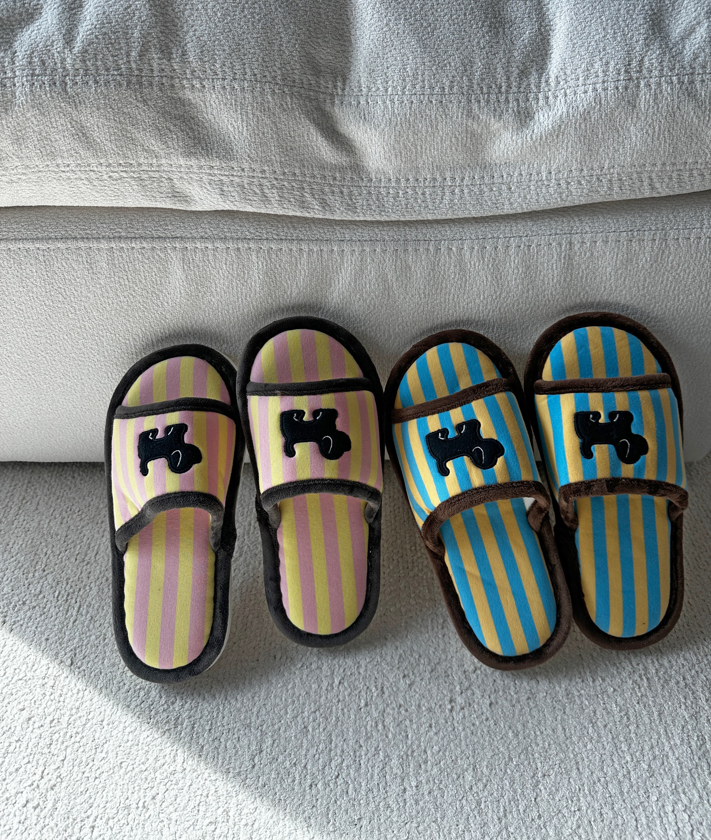 푹신한 스트라이프 거실화 강아지 자수 실내용 슬리퍼 커플템 남녀공용